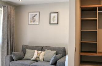 Luxury Suite - Samson in Beverley with patio and private parking - Photo 17