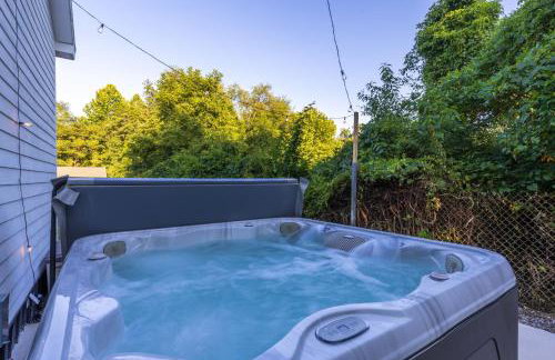 Cozy Spring Night HotTub Firepit PetFriendly Patio - Foto 24