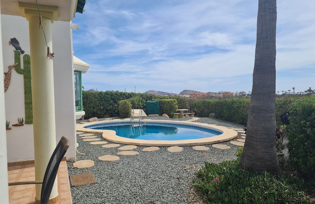 Les Cactus Remarkable 7 bed Villa - Private Pool - Photo 1