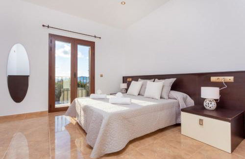 Villa Near Ibiza Town Sleeps 12 - Foto 29