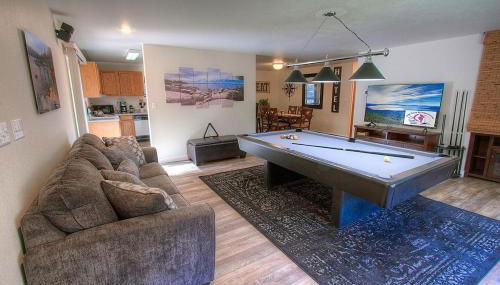 NVH0823 - Sadies Hustle home - Photo 3