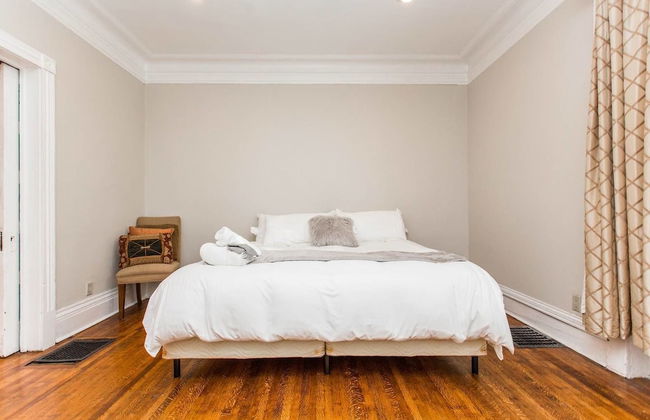 Safe Spacious Mansion Indowntown - Foto 13