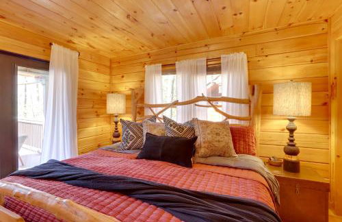 Hot Tub and Fire Pit Fall Family Retreat in Murphy! - Foto 13