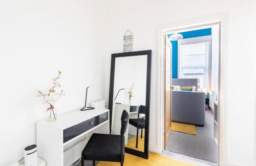 Judah Suites - Stylish 1BR Apartments with Parking & WIFI - Foto 6