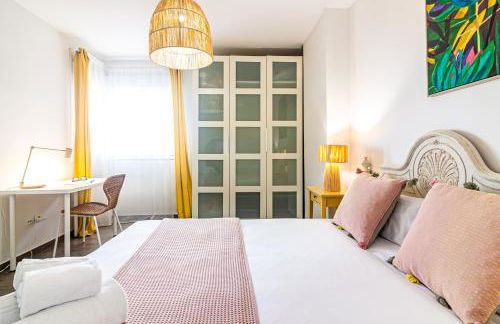 Malaga Center Flat Beach & Terrace - Photo 16