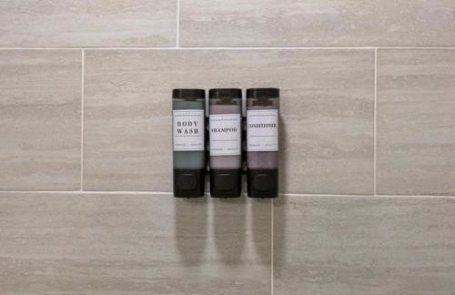 Peaceful Hideaway with Pool, Gym & EV charger - Foto 26