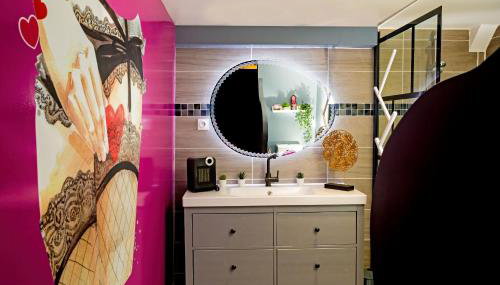 SUITE PLAYROOM Love Hotel Toulouse - Foto 3