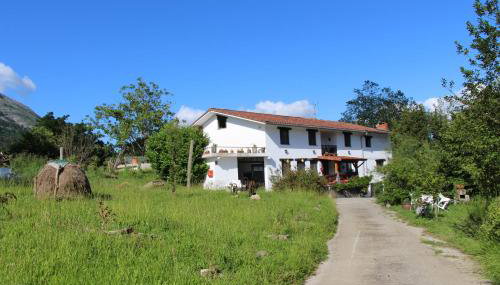 Balentziaga - Photo 3