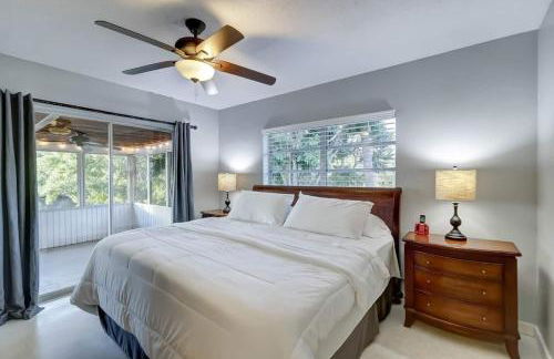 Waterfront Apartment Private Patio Pool - Foto 5