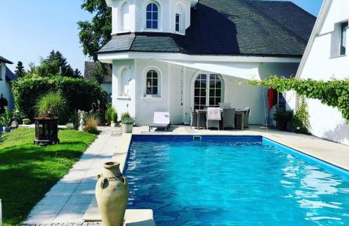 B OUR GUEST at NEW FLAT NEARBY DRESDEN !!!POOL!!! - Foto 1