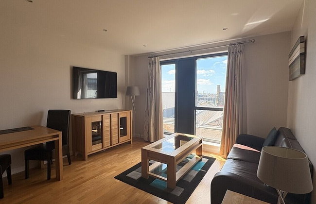 Liberty Wharf Apartments - Photo 17