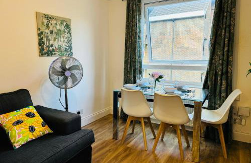 Two Bedroom Flat for Six Guests - Foto 12