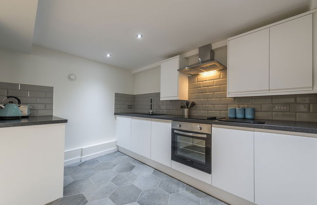 Union Bank Apartments - Photo 19