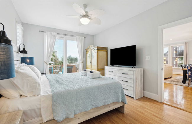 Oceanfront w/ Pool, Panoramic Deck Views, 5bdr Folly Ocean Breeze by Avantstay - Foto 22