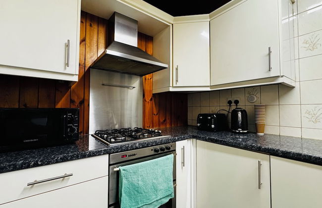 Spacious 4 Bedroom House in St Albans - Foto 20