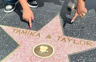 Estrella en el Paseo de la Fama - Foto 9