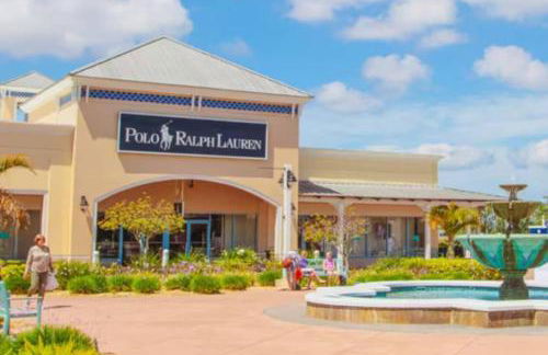 Relaxing Pool Side - Near Fairgrounds - Foto 40