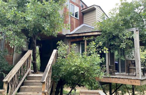 Luxury Tree House Rental in Lindale Ideal for Glamping in Texas - Foto 16
