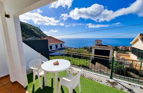 Casa Torbit, Apartment in Arco da Calheta - Photo 16