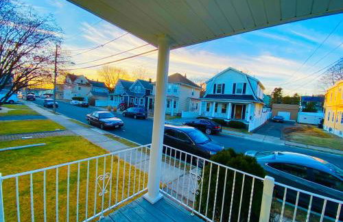 Bright, Stylish & Cozy 2Bed Unit w/Backyard & Grill Close to NYC! - Foto 36