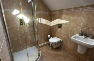 Maesllan - A Spacious Holiday Home in Porthcawl - 5 bedrooms, sleeps up to 10 people - Foto 18