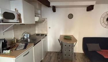 Hypercentre, proche halage et rue principale - Foto 4