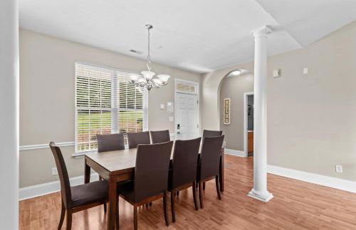 Castaway Cove -Lake Norman Waterfront Home with Private Dock - Foto 12