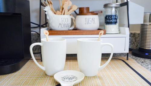 Private 1 Acre Retreat, Spa, Firepit, Gym, Chickens, King Suite, Pets - Foto 5