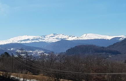 Lodge-Sagne une ferme rénovée au cœur du Cantal à proximité de la station de ski du Lioran - Photo 8
