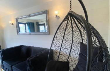 Magpie 6 HuntersMoon-Warminster-longleat-Bath - Foto 6