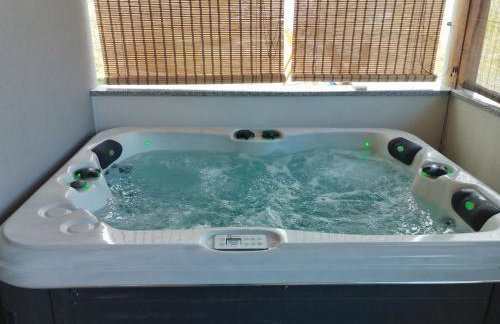 apartman Goga with pool and jacuzzi - Foto 12