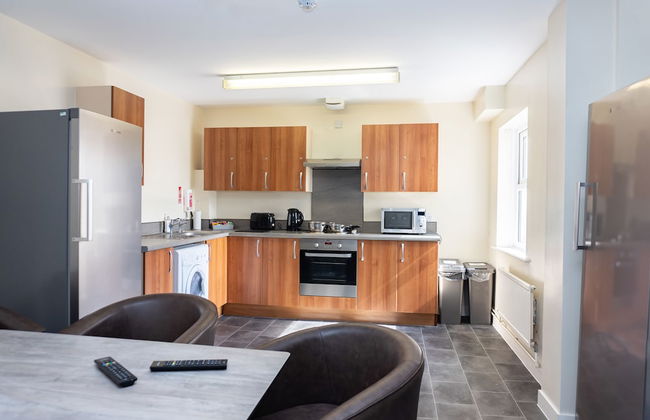 Spa Court - Photo 35