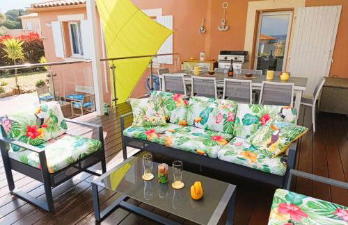 Superbe Villa 5 étoiles Presqu'Île de Giens la Madrague Rita la Villa d'Or vue mer piscine - Foto 10