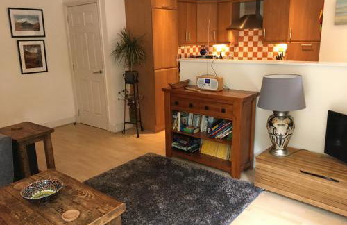 Holyrood Park Apartment - Photo 16