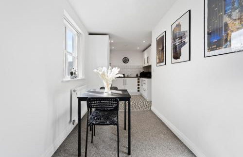 Poets Court 2 Bedroom Apartment Close To Birmingham - Foto 13