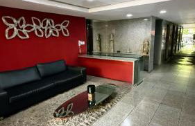 Simple Apartment, Heart of the Action! - Photo 31