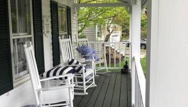 Stylish Victorian Beach House on pond - Foto 4