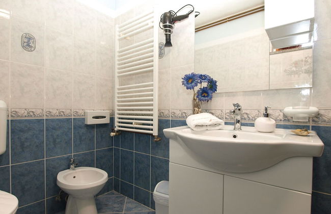 Apartment 1862 - Photo 26