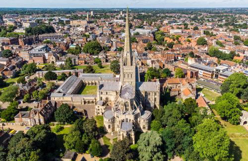 Isabel's wing! A stunning 2 bedroom Property - Foto 45