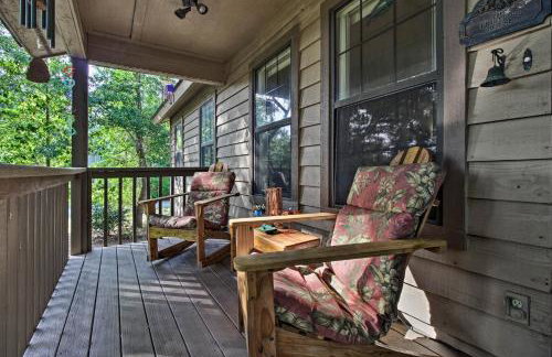 Waterfront Midway Home with Sunroom and Large Yard - Foto 29
