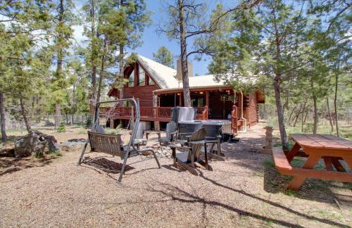 Fire Pit and Hot Tub Lakeside Cabin on 2 Acres! - Foto 35
