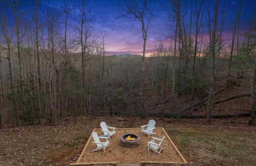 Rivendell - Stunning Views, Fireplace, Hot Tub, Billiards Table, Outdoor Fire Pit - Morganton, GA - Foto 1