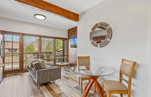 Mountain Oasis Stunning Views Renovated Condo Near Flagstaff Attractions - Foto 2