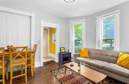 Stylish King Bed, 2BDRM, 1 Mile to DTWN, Game Room - Foto 33