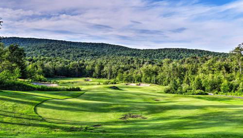 Ski-In Resort Family Condo with Deck at Jay Peak! - Foto 3
