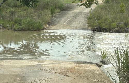 Private cabin on 100 scenic acres with balcony views - Foto 48