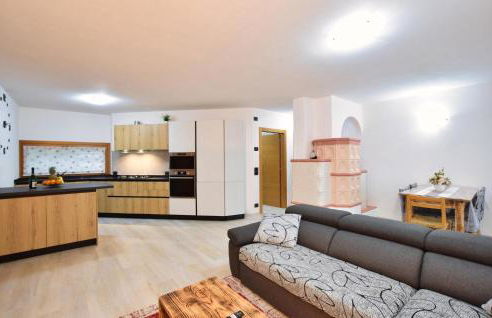 2 Bedroom Cozy Apartment In Lamon - Foto 5