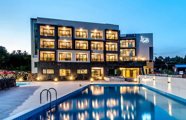 JnB Family Hotel - Photo 78