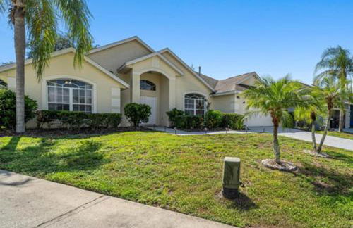 Stunning 4-bedroom Villa w/ Pool - Close to Disney Parks and Gulf Courses! - Photo 56