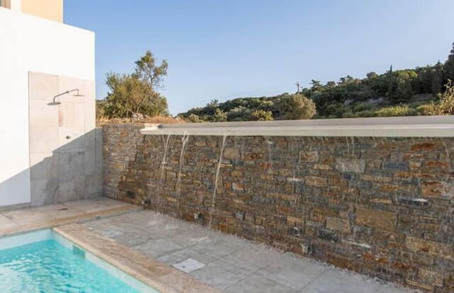 Luxury Holiday Home 4 Bedroom Villa in Paleokastro - Photo 23